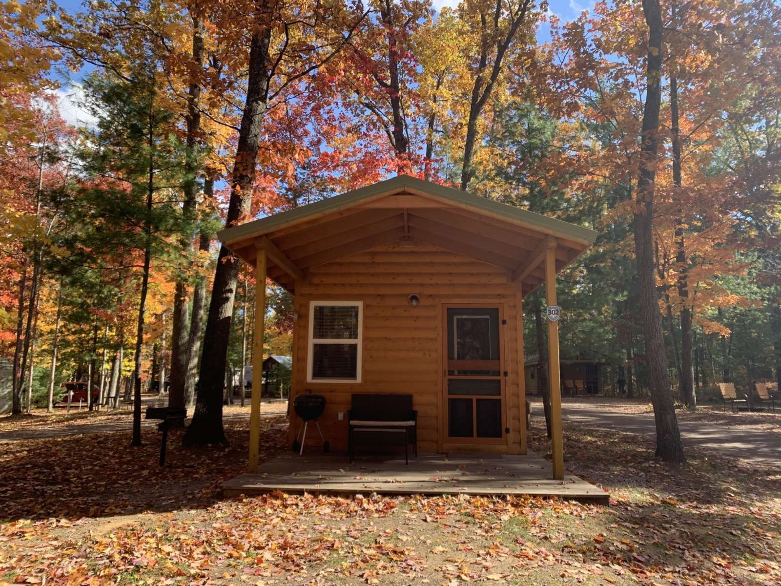 Exterior Deluxe Cabin Image